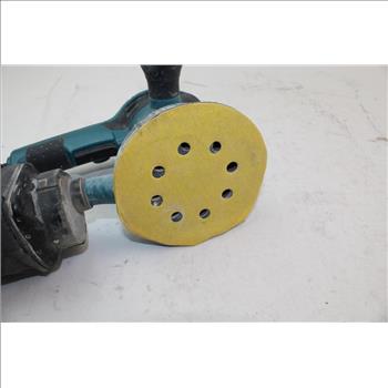 Makita BO5041 Corded Random Orbital Sander