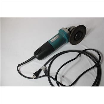Makita Corded Angle Grinder With AC/DC Switch