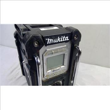 Makita Cordless Jobsite Radio