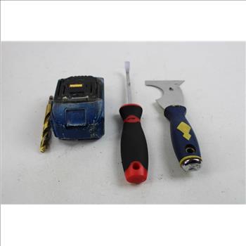 Makita Drill With Battery Pack, Performance Tool Pry Bar, And Scraper Tool, 4 Pieces