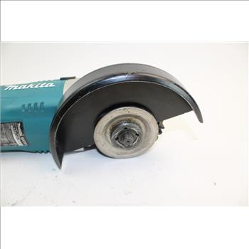 Makita Ga7021 7in Angle Grinder 15 AMP