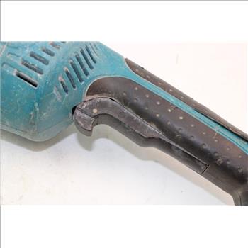 Makita Ga7021 Corded Angle Grinder