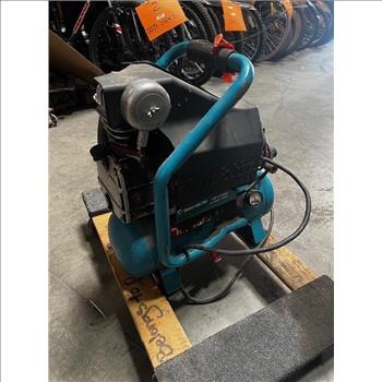 Makita MAC700 Electric Air Compressor