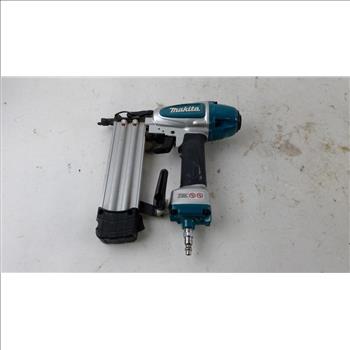 Makita Nailgun