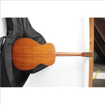 Martin O-15 Guitar With Case