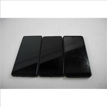 Maxwest And More Cell Phone Lot, 3 Pieces, Sold For Parts