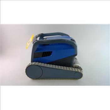Maytonics Dolphin Pool Vacuum