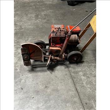 McLane Gas Powered Edger