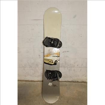 Mens 2007 Morrow Clutch Snowboard With Burton Bindings