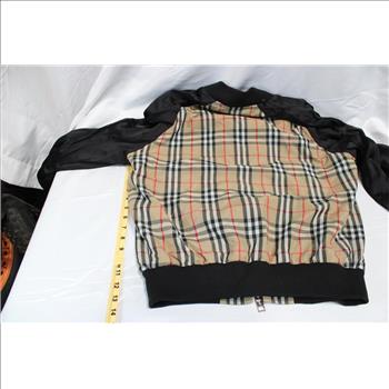 Men's Burberry Harlington Jacket, Size 36US