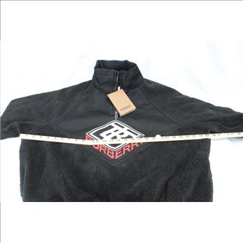 Men's Burberry Pull-Over Size Medium