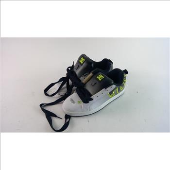 Mens DC Shoes, Size 8
