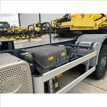 Mercedes-Benz Actros 2041 AS (#90691) &  Overaasen Trailer Runway Sweeper RS400 MKII (JFK, 11430)