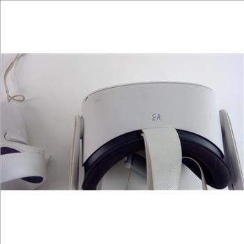 Meta Quest 2 Virtual Reality Headset