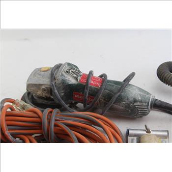 Metabo Grinder, Dewalt Light, Extension Cord And More 5 Pieces