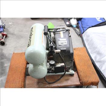 Metabo HPT Air Compressor