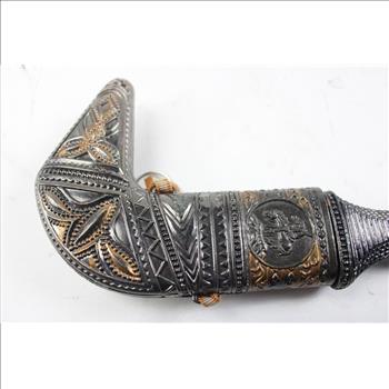 Metal Curved Knife With Sheath