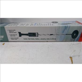 Metal Detector With Arm Reset