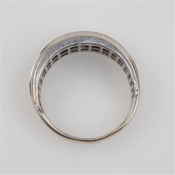 MG Worldwide 14kt White Gold Diamond Ring