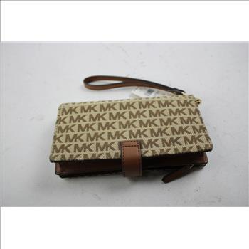 Michael Kors Jet Set Beige Wrislet