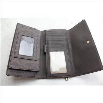 Michael Kors Wallet With Folding Checkbook Wallet