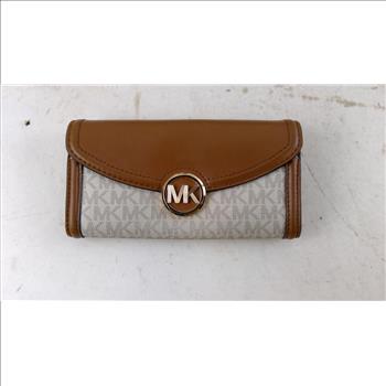 Micheal Kors Wallet And More 3 Pieces