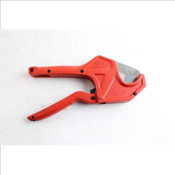 Milwaukee 1-5/8 Inch Ratcheting Pipe Cutter