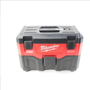Milwaukee 2 Gallon Wet/ Dry Vacuum