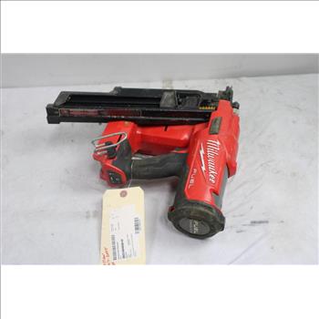 Milwaukee 21 Degree Framing Nailer