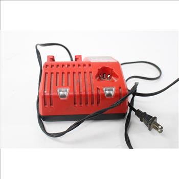 Milwaukee Battery Charger