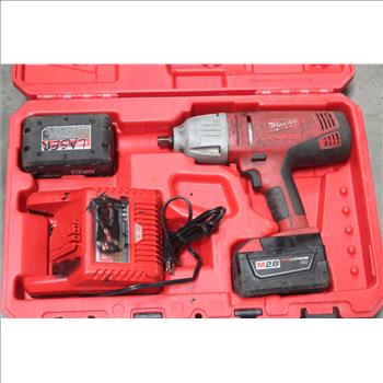 Milwaukee Cordless Drill M28  With 2  Batterys And Charger
