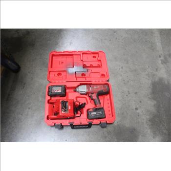 Milwaukee Cordless Drill M28  With 2  Batterys And Charger