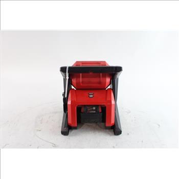 Milwaukee Dual Power Flood Light