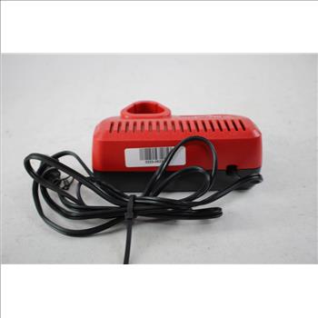 Milwaukee M12 Battery Charger