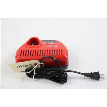 Milwaukee M12 Charger