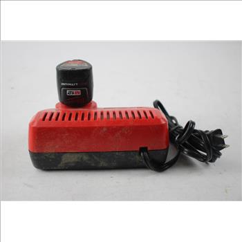 Milwaukee M12 Charger