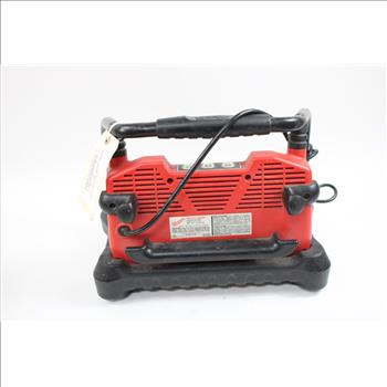 Milwaukee Multi-Bay Charger