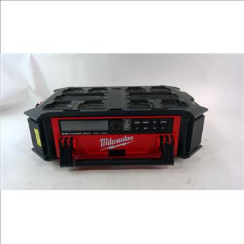 Milwaukee Packout Bluetooth Radio And Charger