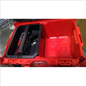 Milwaukee Packout Rolling Stackable Tool Storage System