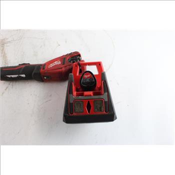 Milwaukee Pipe Cutter & Worklight