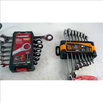 Milwaukee Tape Measure And More 5+ Pieces