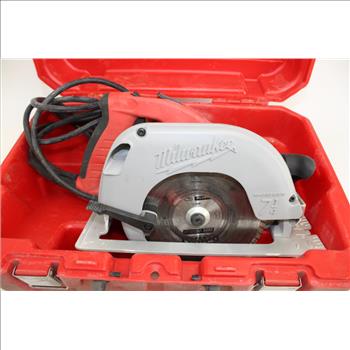 Milwaukee Tilt-lok Adjustable Handle Circular Saw In Case