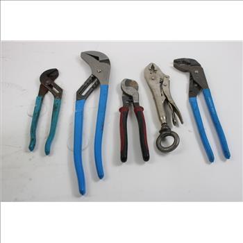 Milwaukee Tool Bag With Tools