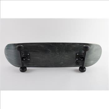 Mini Logo Skateboard