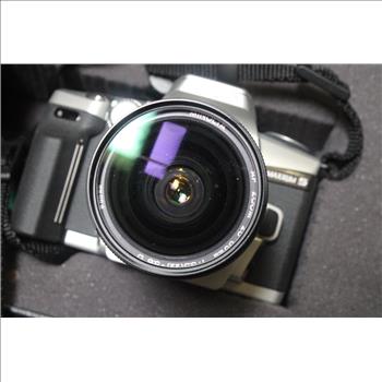 Minolta Maxxum 5  Digital Camera