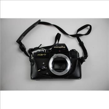 Minolta XE-7 35mm SLR Camera - NO LENS