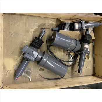 Miscellaneous 2006 Overaasen RS400 Parts (Newark Airport)