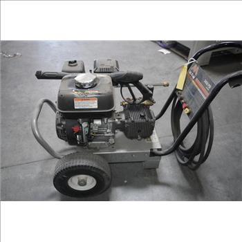 M-iT-M Gas Powered Pressure Washer