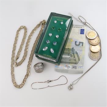 Mixed Jewelry & Foreign Currency, 10+ Pieces