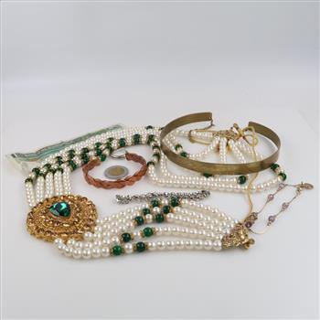 Mixed Jewelry & Foreign Currency, 8 Pieces